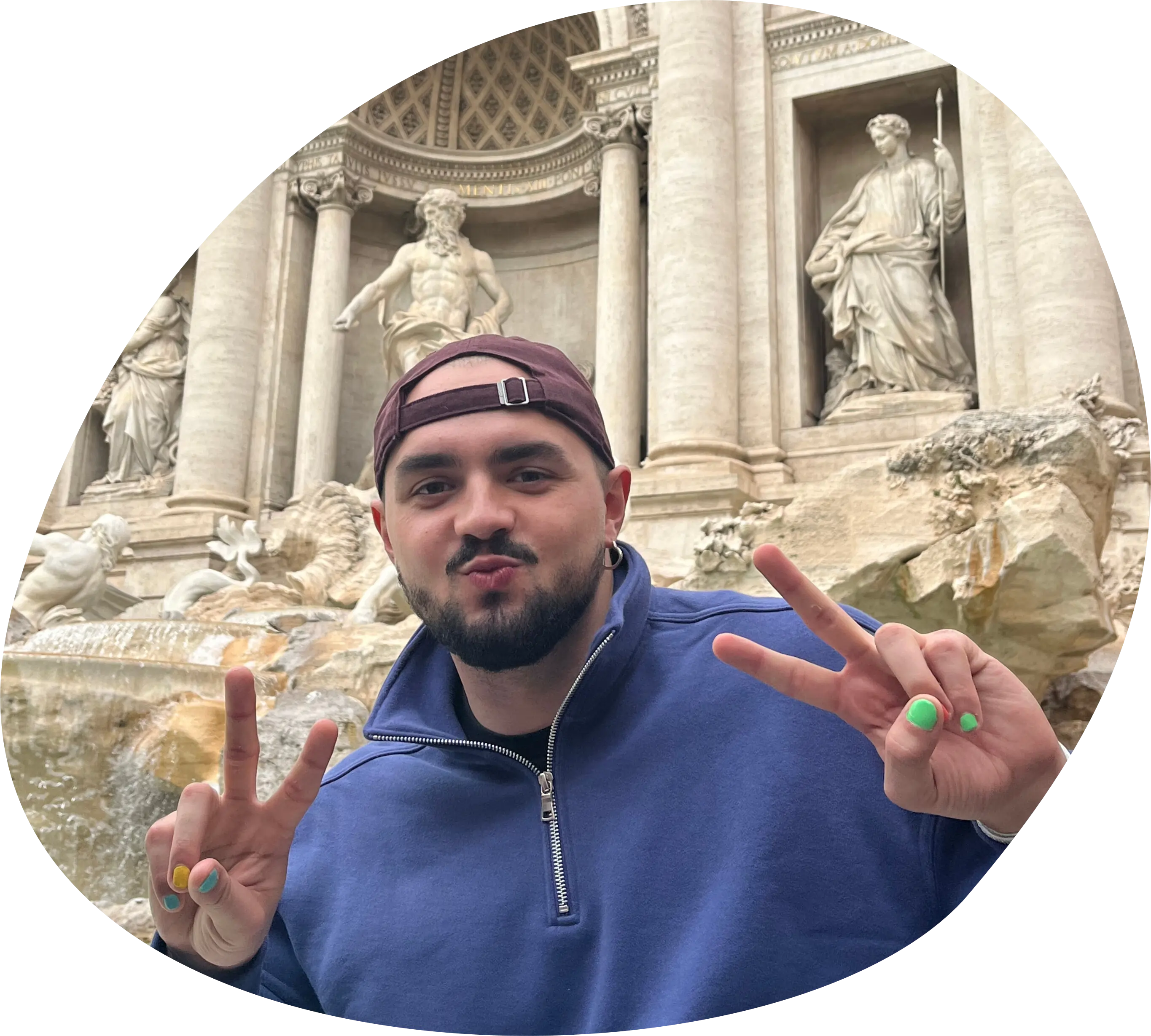 Photo of Jesús Moreno at the Fontana Di Trevi